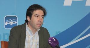 robisco_en_rueda_de_prensa-_041015-680x365_c