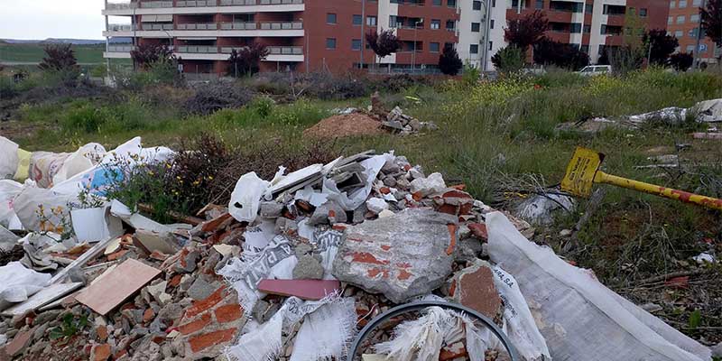C’s pide que se limpien los solares de Guadalajara