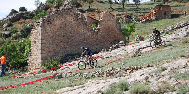 Daniel Vieco vence en la espectacular prueba de MTB Diputación de Cuenca en Santa Cruz de Moya