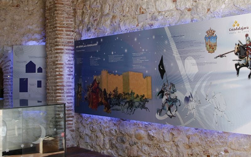 Al-Qadir, detalle monumental de mayo en el torreón de Alvar Fáñez