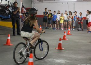 Unos 700 niños se acercan en Guadalajara a la figura del Policía Local 3 actividades en el 25 aniversario de educación vial en la sede de la policía local