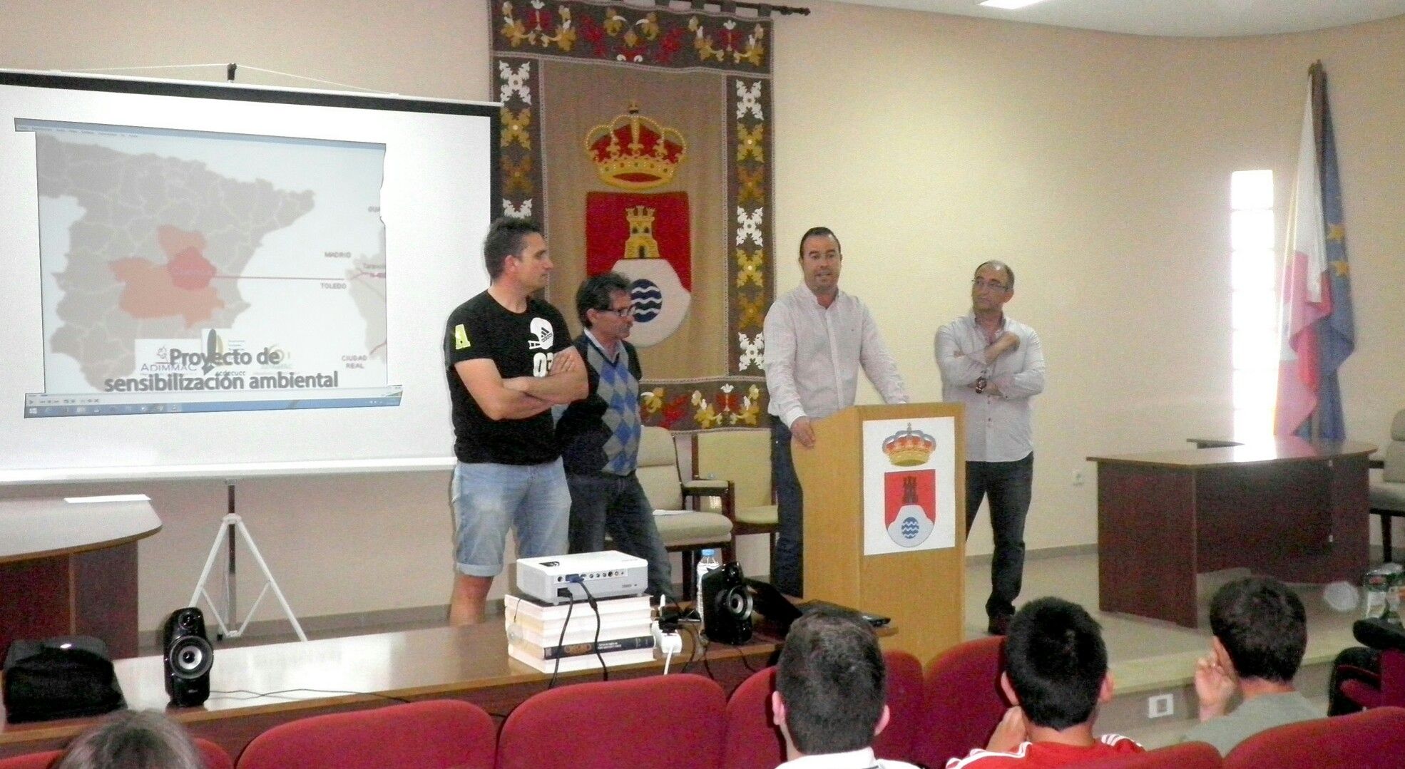 Un encuentro comarcal medioambiental reúne en Montalbo a más de un centenar de personas