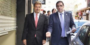 -  Catalá junto a Prieto