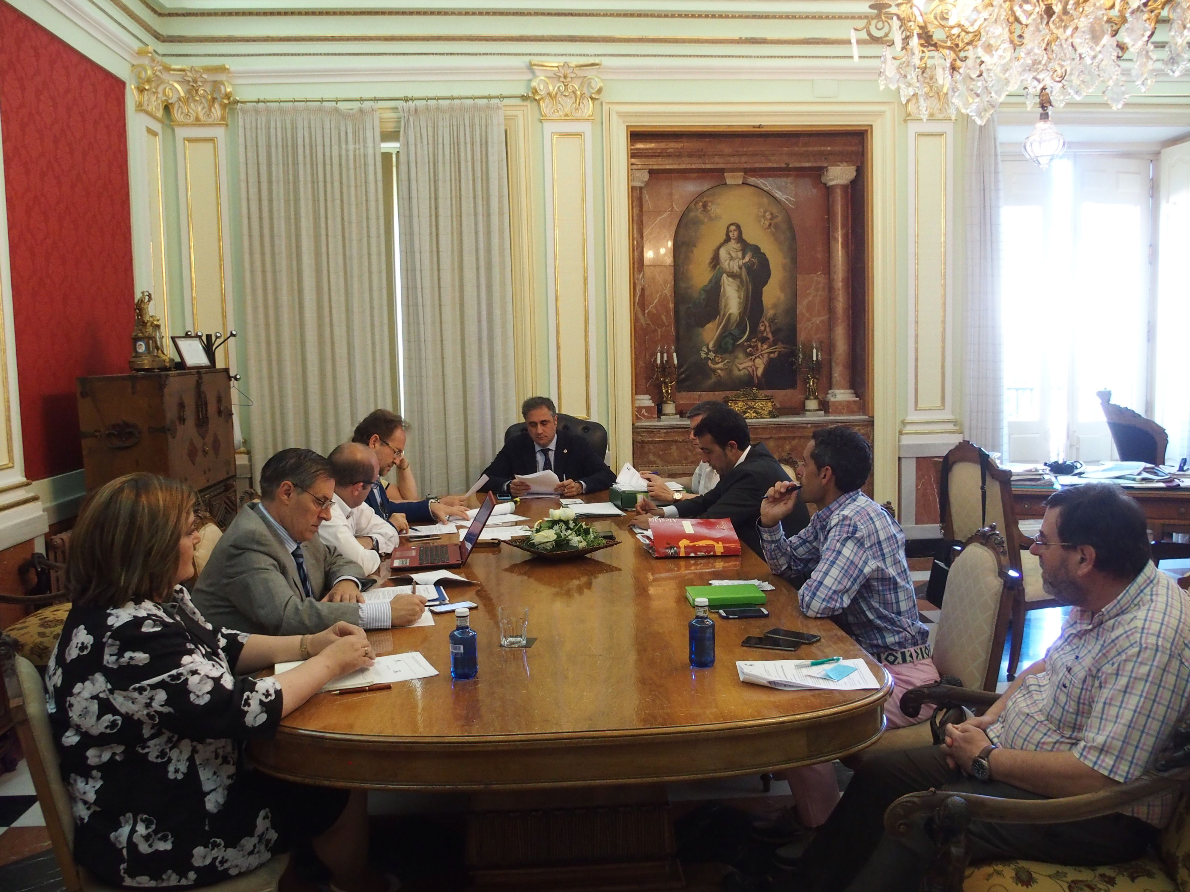 El Ayuntamiento de Cuenca recupera el tradicional concurso para la selección del cartel anunciador de la Feria y Fiestas de San Julián 2016