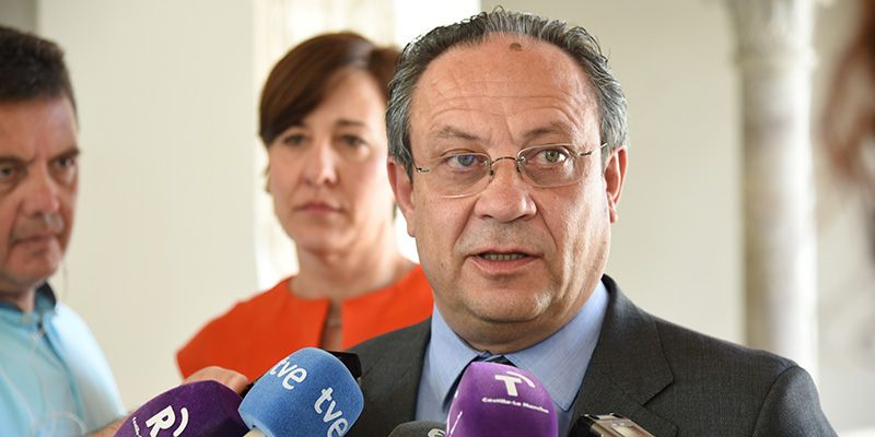 La Junta solicita recuperar la jornada de 35 horas semanales hasta que haya un pronunciamiento del TC sobre la medida