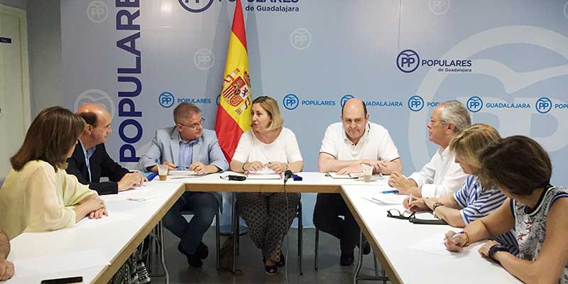 El PP de Guadalajara se reúne con los presidentes de la Red Europea de la Lucha contra la Pobreza
