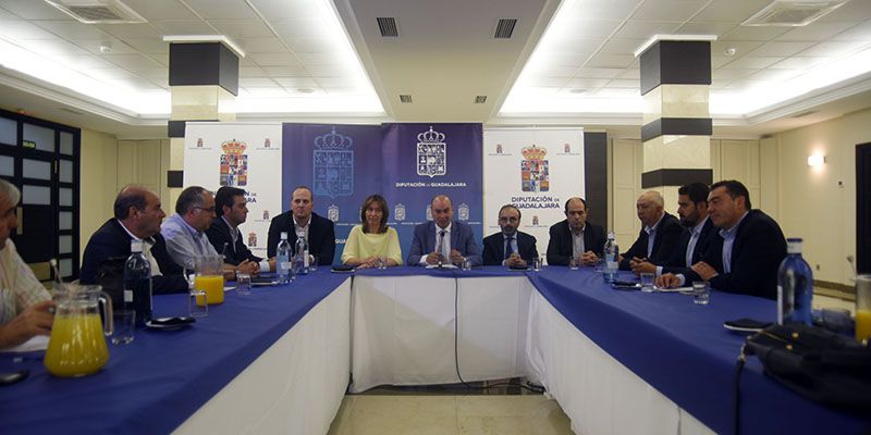 Balance del primer año «Latre»: “La Diputación de Guadalajara es de las más inversoras, transparentes y comprometidas con las necesidades de los pueblos”