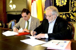 FotoFirmaDipuCruzRojaNota