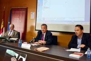 Inauguración curso de verano Derecho Penal-mesa