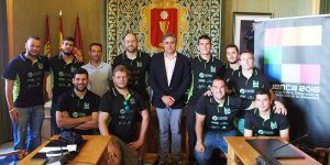 Mariscal recibe al ‘Club Rugby A Palos’ para felicitar al equipo por su reciente ascenso a 2ª Territorial de la FRVC