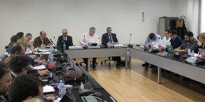 mas de 68 000 empleados publicos de la junta han cobrado en la nomina de mayo un 2514 de la paga extraordinaria suprimida en diciembre de 2012