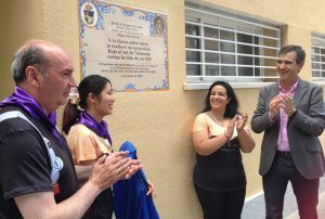 Román y Latre recuerdan a Cela en Taracena 2 Placa en honor a Cela en Taracena.