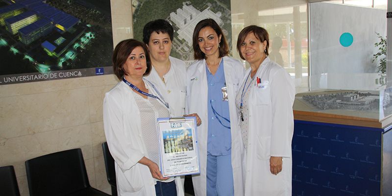 Cuatro Técnicos en Cuidados de Enfermería del Hospital de Cuenca, premiadas por un estudio sobre compresión medular metastásica