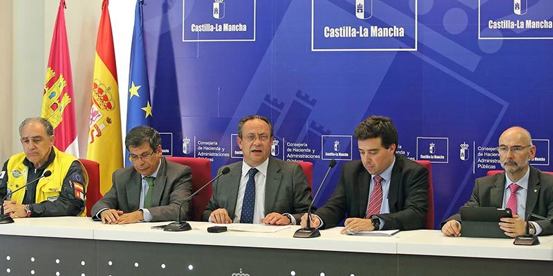 El operativo del incendio del vertedero de neumáticos de Seseña ha estado formado por más de 1.500 personas