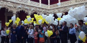 Suelta de globos en el Infantado