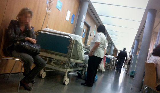 El PP busca comparación a las 500 camas que Page va a suprimir este verano: el cierre de 5 hospitales medianos