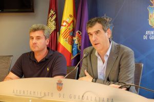 2016-07-06 EL ALCALDE PRESENTA OFERTA PÚBLICA DE EMPLEO