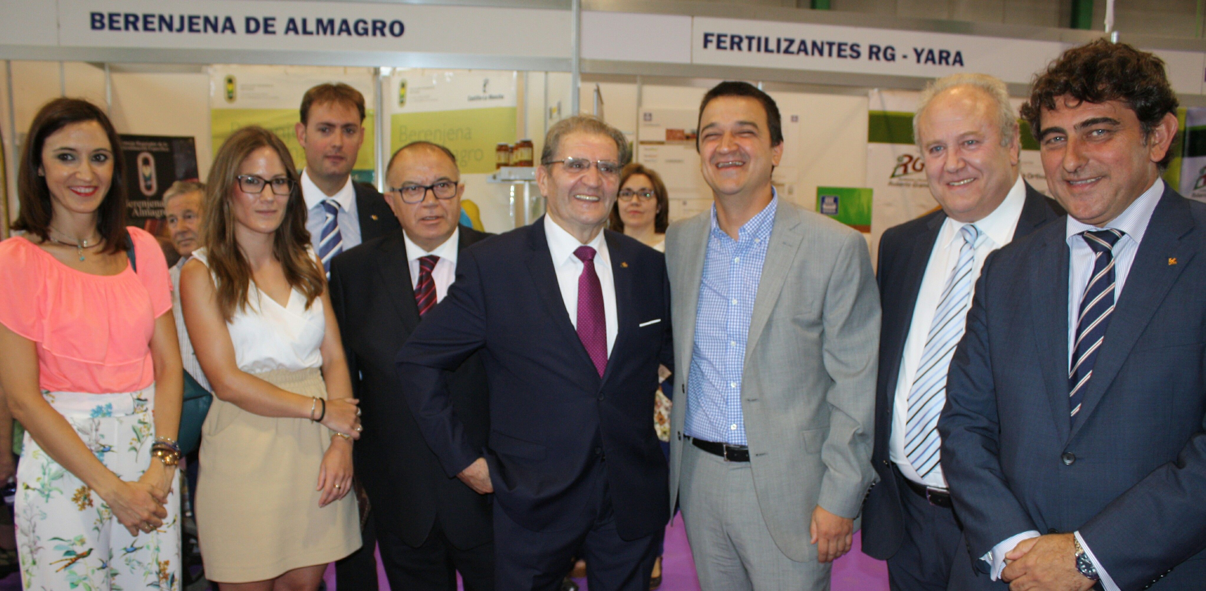 Caja Rural Castilla-La Mancha, con la XLVI Feria Internacional del Ajo de Las Pedroñeras