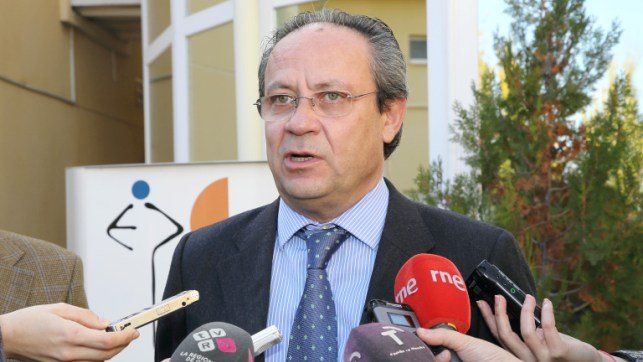 AIReF ve dificultades para que C-LM cumpla el objetivo de déficit