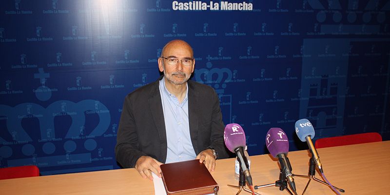 La Junta asegura que su inversión asegura la dispensación de vacunas infantiles