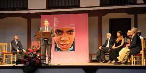 El presidente de Castilla-La Mancha inaugura el XXXIX Festival de Teatro Clásico de Almagro y hace entrega del XVI Premio Corral de Comedias a la actriz Concha Velasco