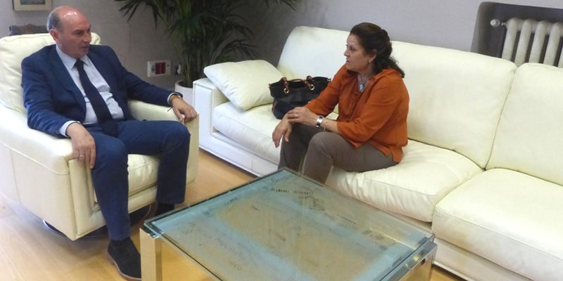 Latre continúa con la ronda de reuniones con alcaldes y concejales de la provincia