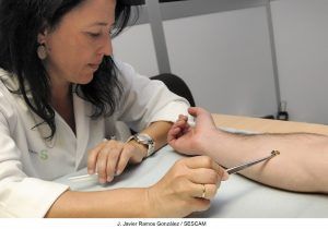 FOTONOTASANIDAD. Inmunoterapia picadura abejas HUGU