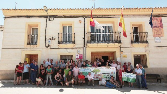 La Plataforma de Afectados por la Ampliación ZEPA de El Hito estalla al bloqueo de Page al ATC