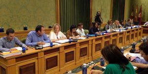 Pleno en el Ayuntamiento de Cuenca.