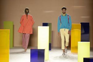 Sony y Antonio Miro desfilan juntos en la o8o Barcelona Fashion 2 Sony y Antonio Miro desfilan juntos en la o8o Barcelona Fashion