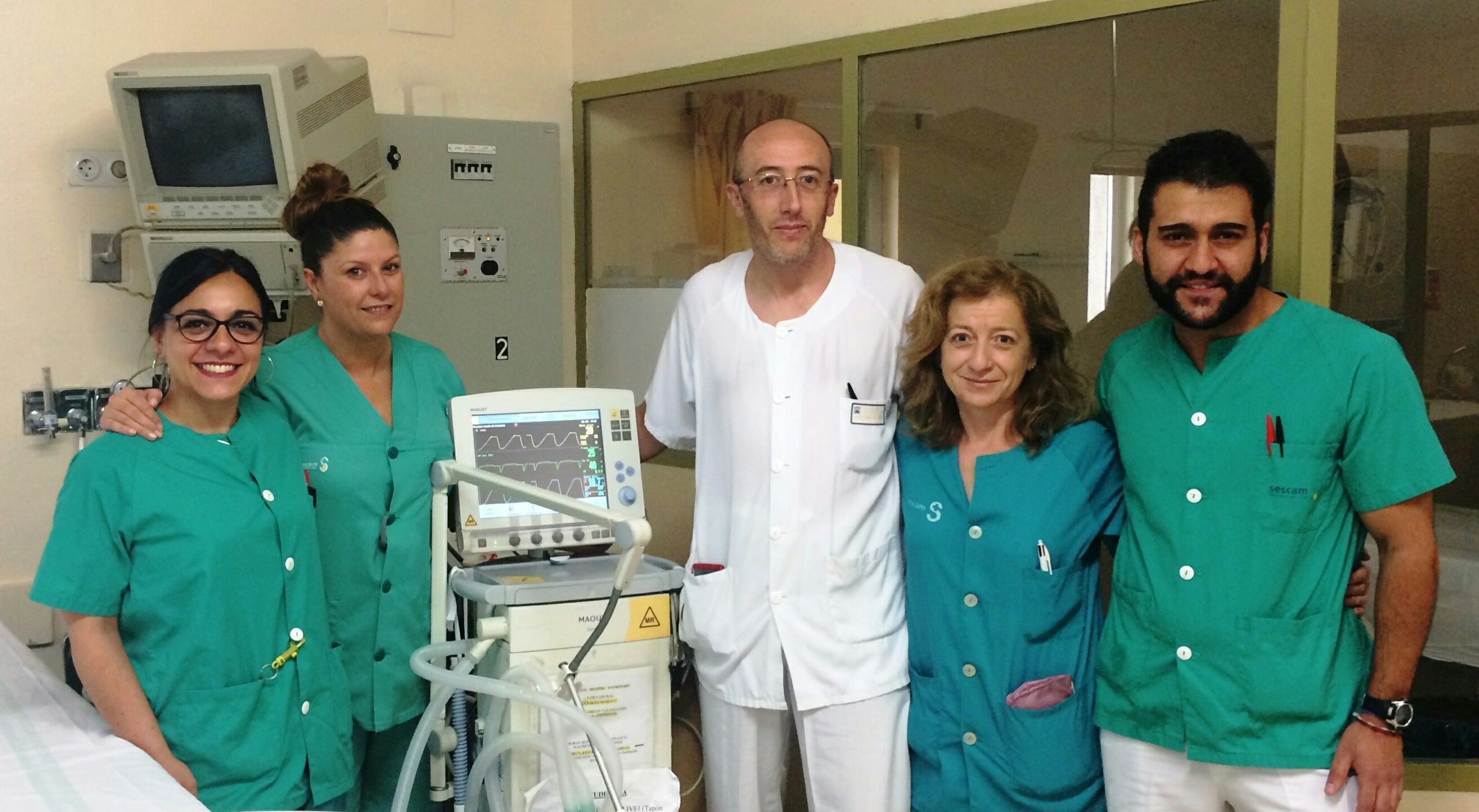 La UCI del Hospital de Cuenca trabaja para ser un espacio de puertas abiertas a los familiares de los pacientes