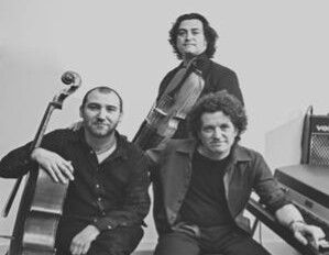 Un excitante viaje por los más variados estilos musicales, de manos del grupo “Rhodes & Chelo”, este viernes en “Veranos en Cuenca”