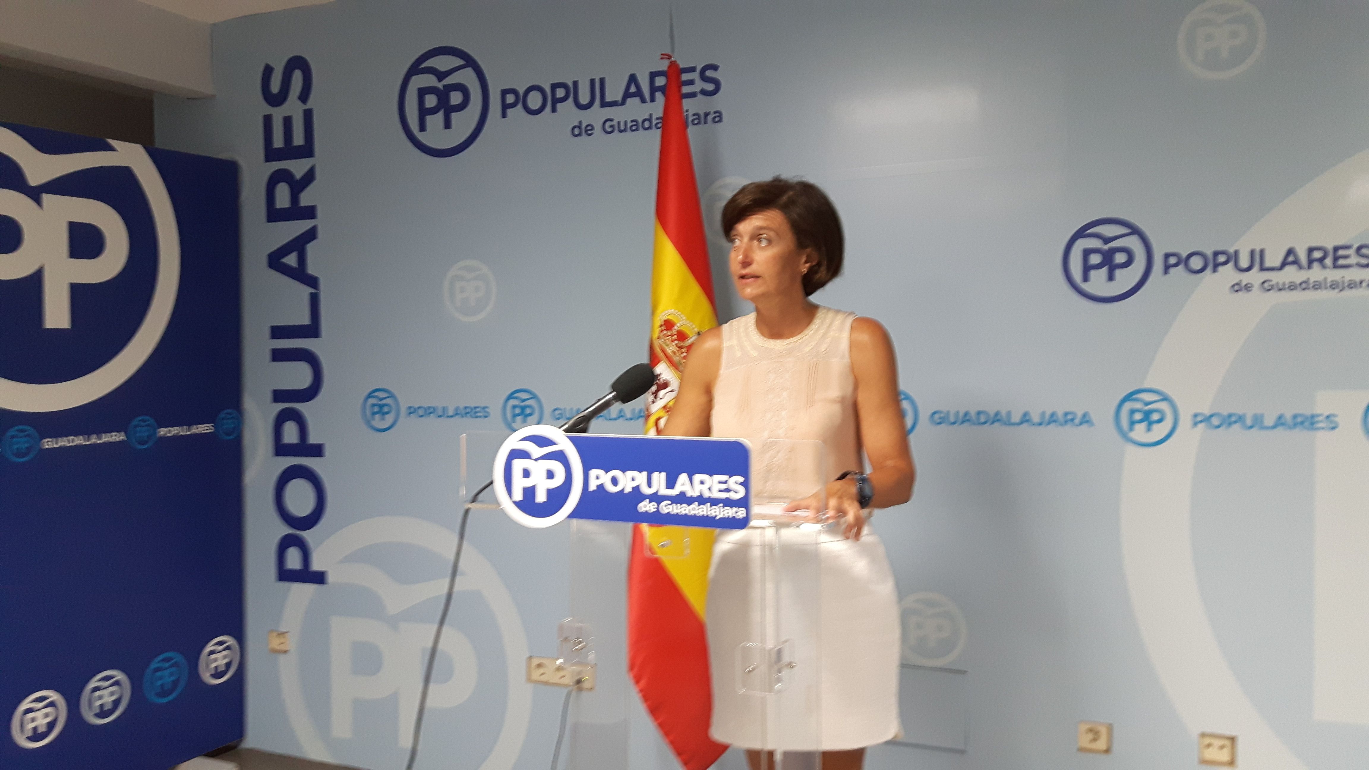 Ana González: “España se despierta hoy con la gran noticia de la reducción histórica del paro” 1 Ana González. Senadora del PP por Guadalajara01