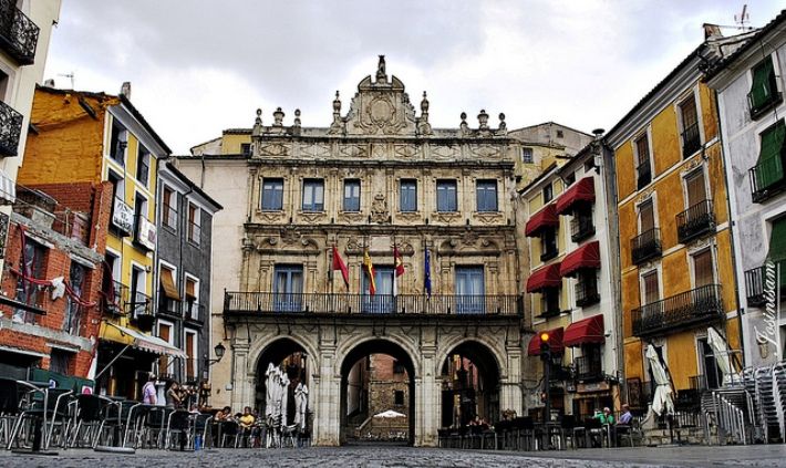 El Ayuntamiento de Cuenca es garantía de atención a los más vulnerables «a pesar de la dejadez de la Junta»