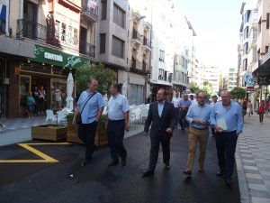 Carretería recupera la estética y la funcionalidad, ampliando la zona peatonal y siendo totalmente accesible para discapacitados 2 Carretería
