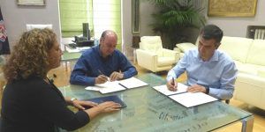 Foto Diputacion - Firma convenio Diputacion y Ayto