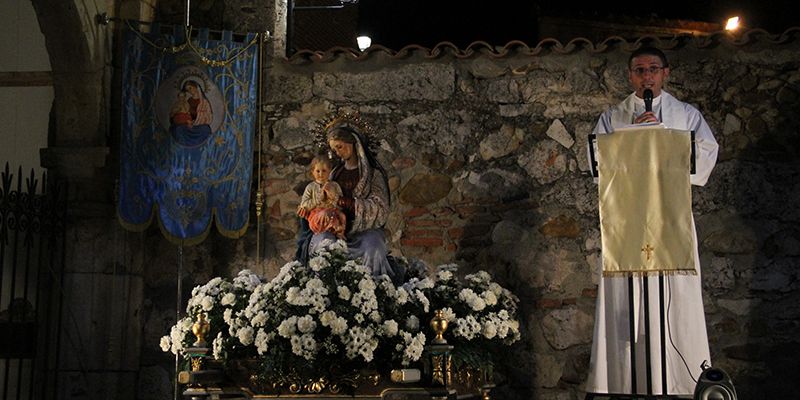 Quer celebra su fiesta patronal de la Virgen Blanca