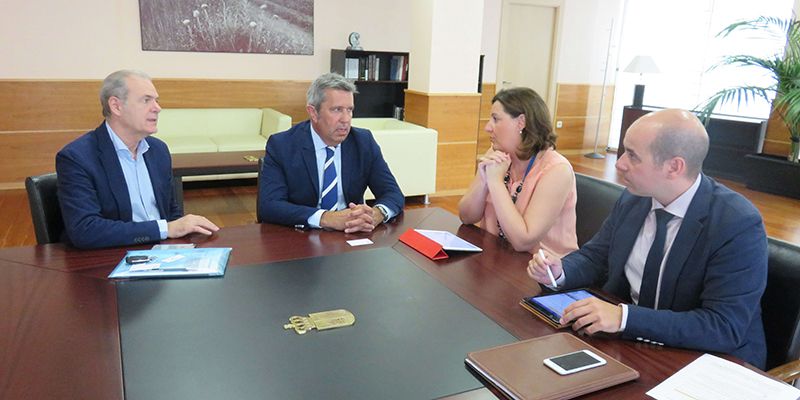 La Junta aborda con la Fundación INCYDE fórmulas de colaboración para dinamizar el tejido empresarial, la formación y el empleo