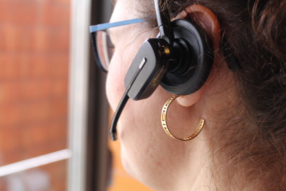 El Teléfono del Menor atendió 422 llamadas ‘de orientación especial’ en el primer semestre, frente a las 612 de 2015