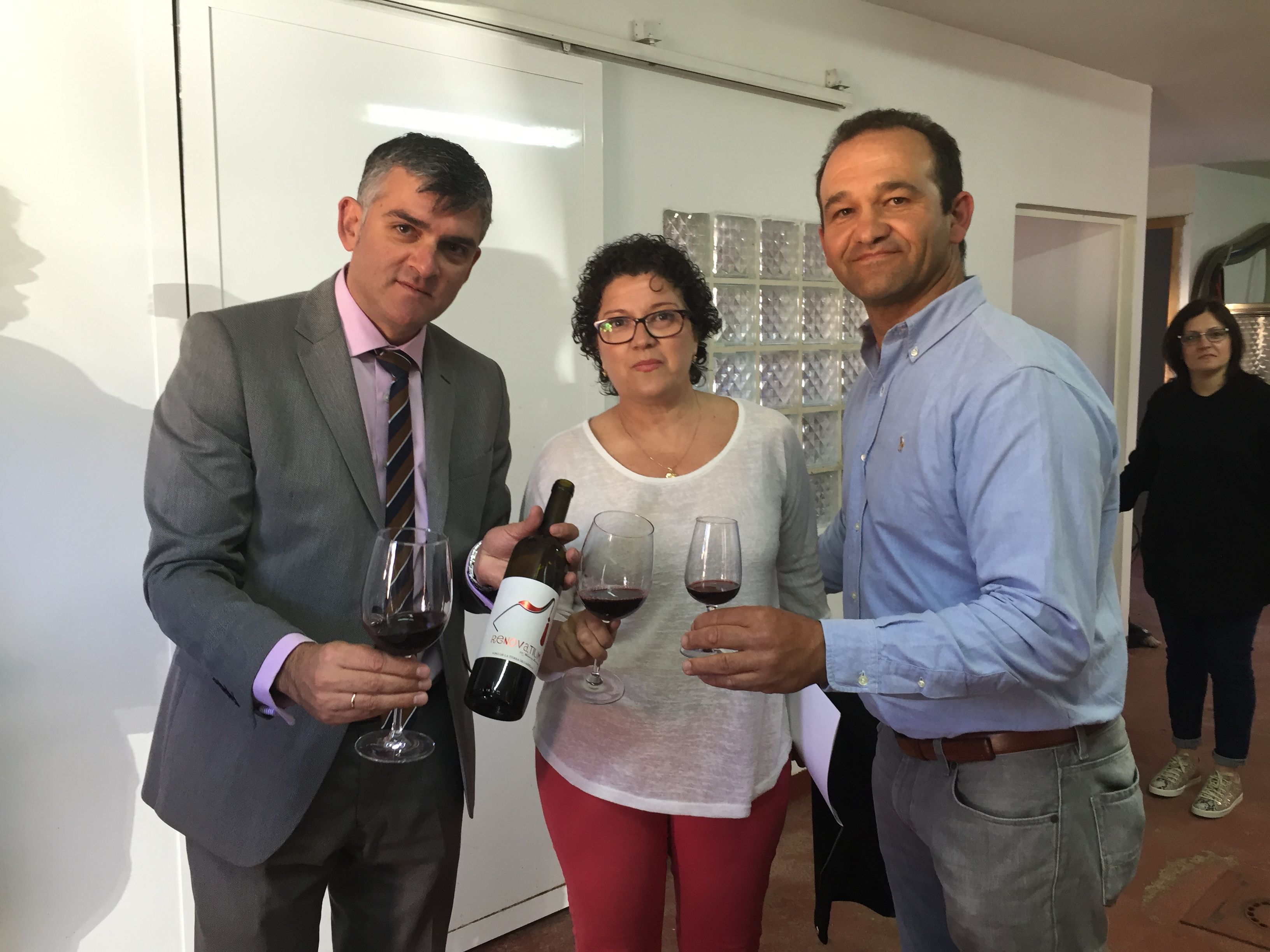 Godoy destaca que el Gobierno regional haya duplicado las ayudas a la promoción del vino en tan sólo un año