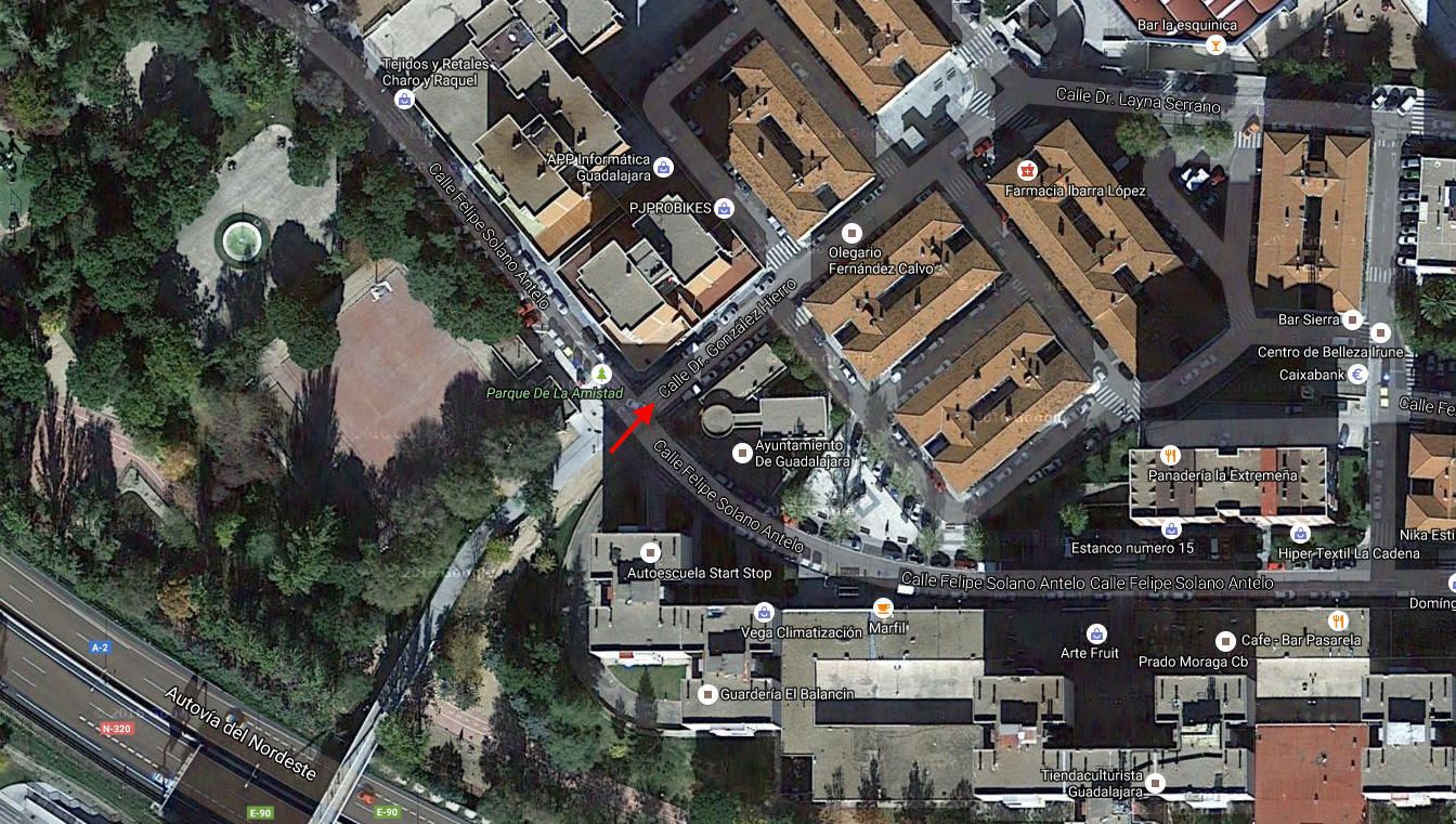 Una mujer de 6o años, herida de pronóstico grave tras ser atropellada en un paso de peatones