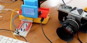 fotonoticiUna Raspberry Pi que hace digitales tus cámaras analógicas