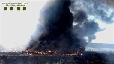 El incendio de Chiloeches podría ser extinguido en 24 horas