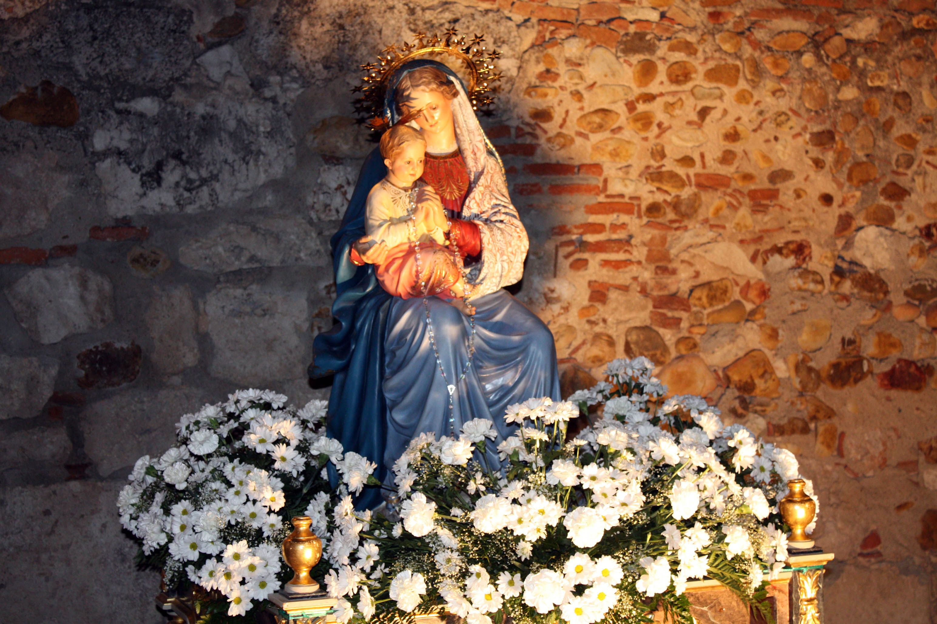 Este próximo fin de semana, fiesta patronal de la Virgen Blanca de Quer 3 Este próximo fin de semana, fiesta patronal de la Virgen Blanca de Quer