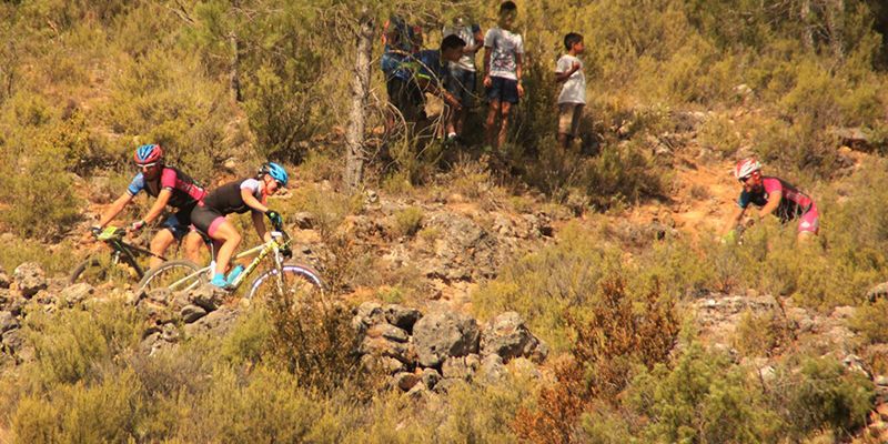 Joaquín Contreras y Marta Baranda se alzan con la dura prueba de MTB de Cañizares