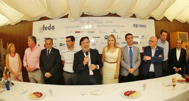 Caja Rural CLM traslada su apoyo a instituciones y empresarios en la Feria de Albacete