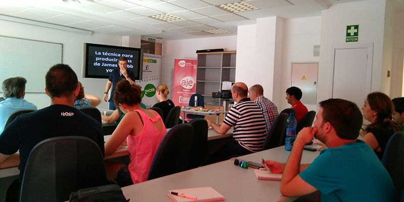 El G2Work ofrece una charla sobre la realización de un plan  de marketing