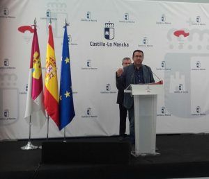 algaba-durante-su-intervencion