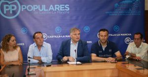 Cañizares y alcaldes CR en rueda de prensa, 070816