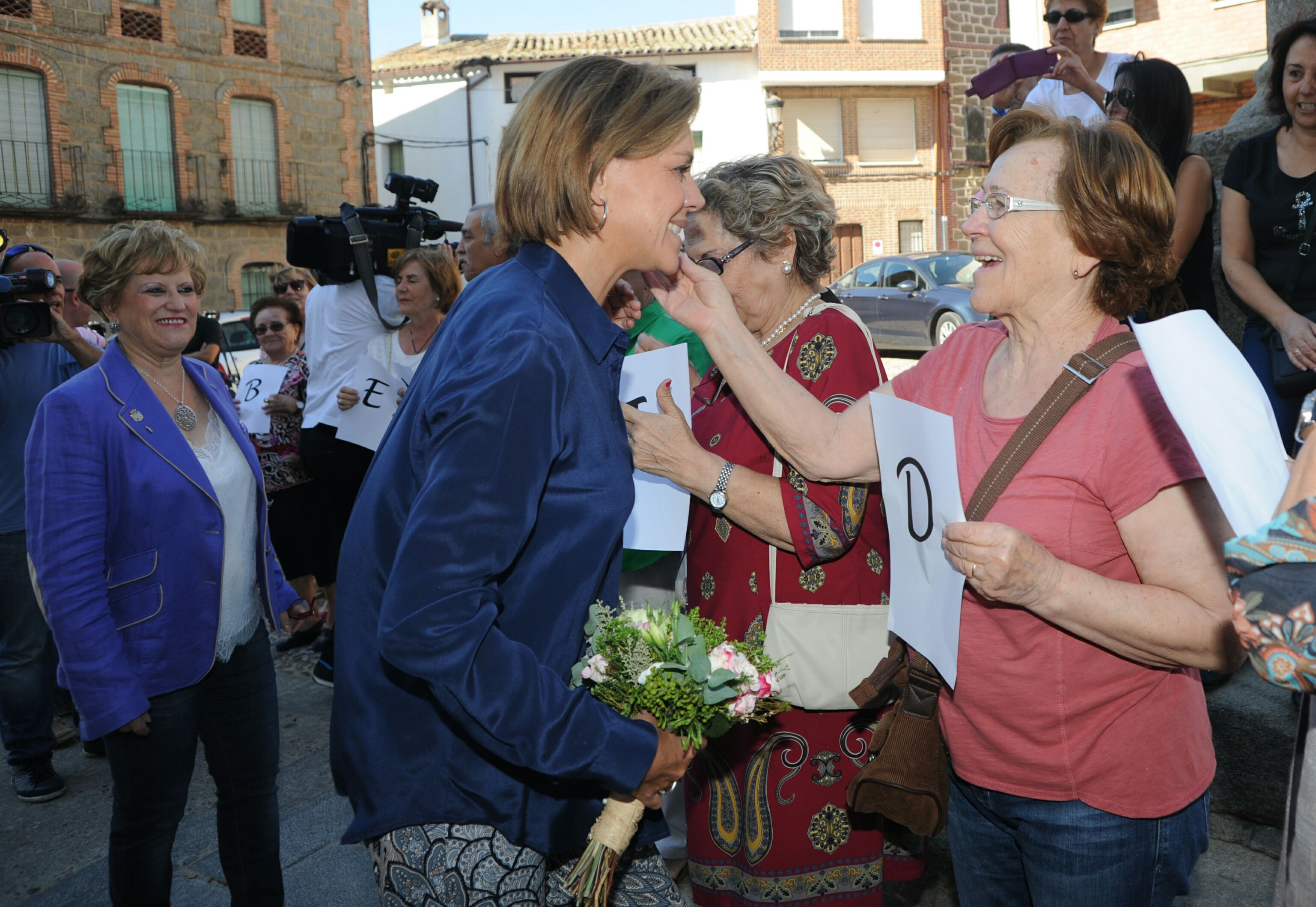 Cospedal defiende la importancia de nuestro medio rural y de que los ciudadanos que viven en él tengan acceso a los mejores servicios 3 Cospedal defiende la importancia de nuestro medio rural y de que los ciudadanos que viven en él tengan acceso a los mejores servicios